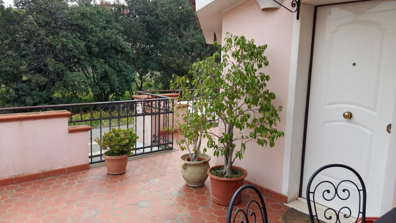 Appartamento in villa Su Forti Esterno foto
