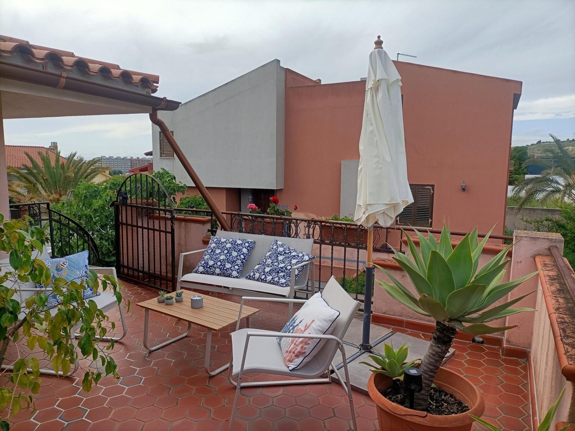 Appartamento in villa Su Forti Esterno foto